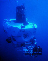 200px-ALVIN_submersible.jpg