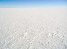 220px-AntarcticaDomeCSnow.jpg