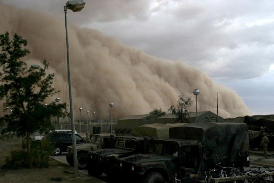 Sandstorm_in_Al_Asad,_Iraq.jpg