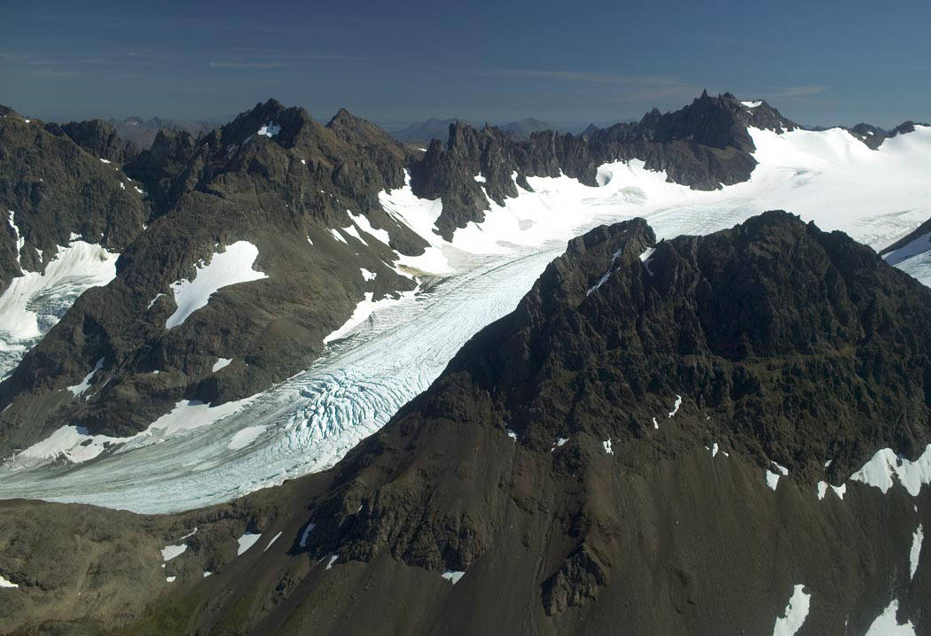 Un glaciar alpino en el Refugio Nacional de Vida Silvestre Togiak, Alaska
