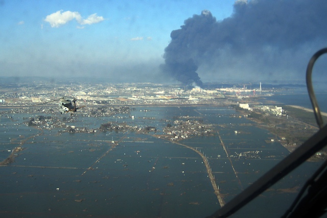 Puerto inundado de Sendai