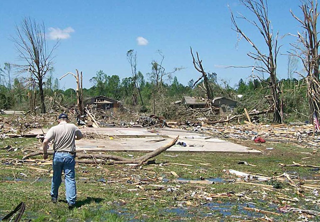 Smithville tornado damage