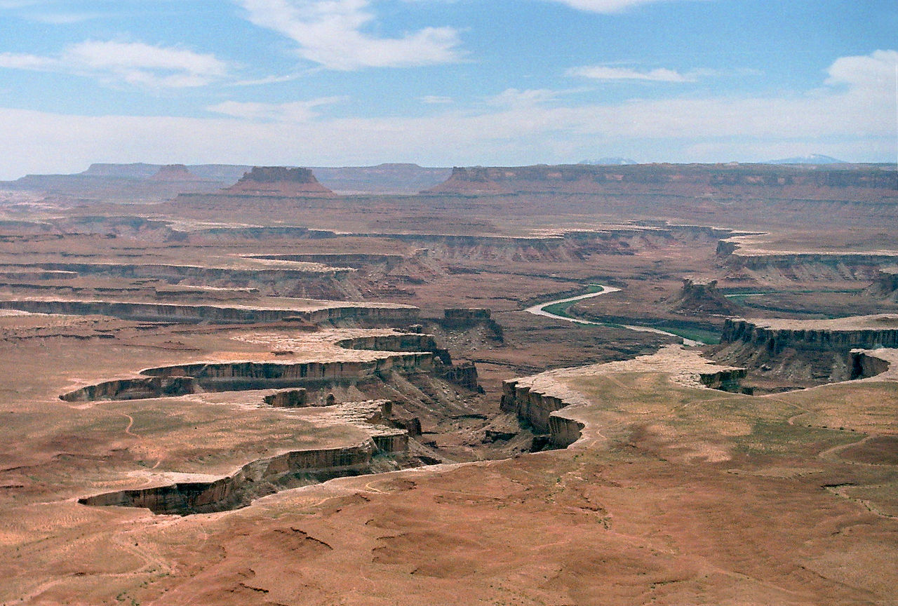 1280px-Canyonlands_NP18.jpg