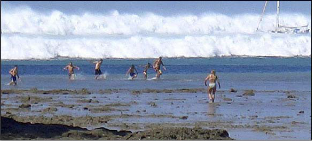 Fig.-9-9.-Swimmers-2004-tsunami-Phuket-1024x462.png