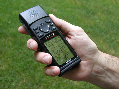 Handheld GPS device