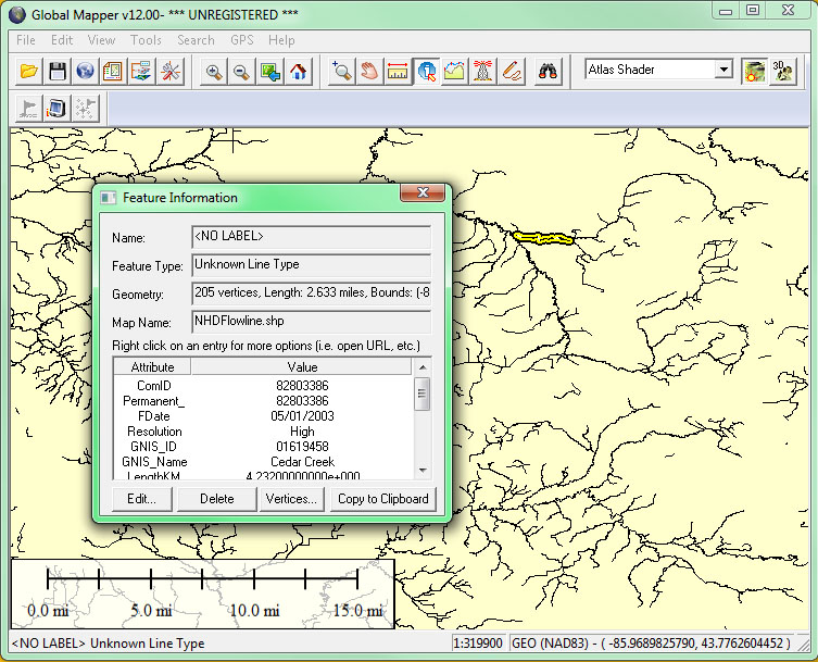 Captura de pantalla de la ventana de información de características en Global Mapper