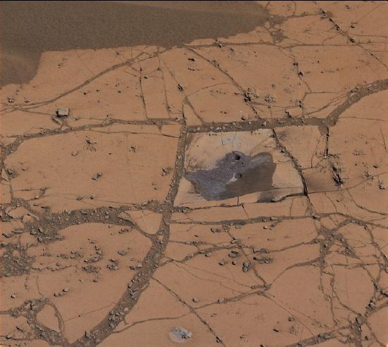 Curiosity_Mars_Rover_Finds_Mineral_Match.jpg
